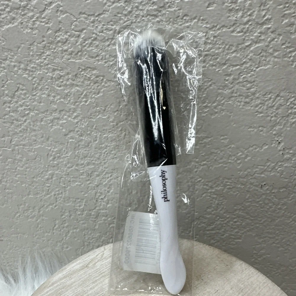 $11 🌙 Philosophy‎ Skin Tint Complexion Brush NEW